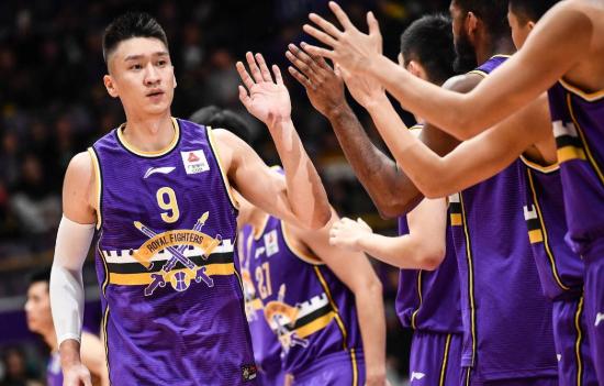 冠军控卫再起航！北控男篮队长公布，他已成联盟最老球员