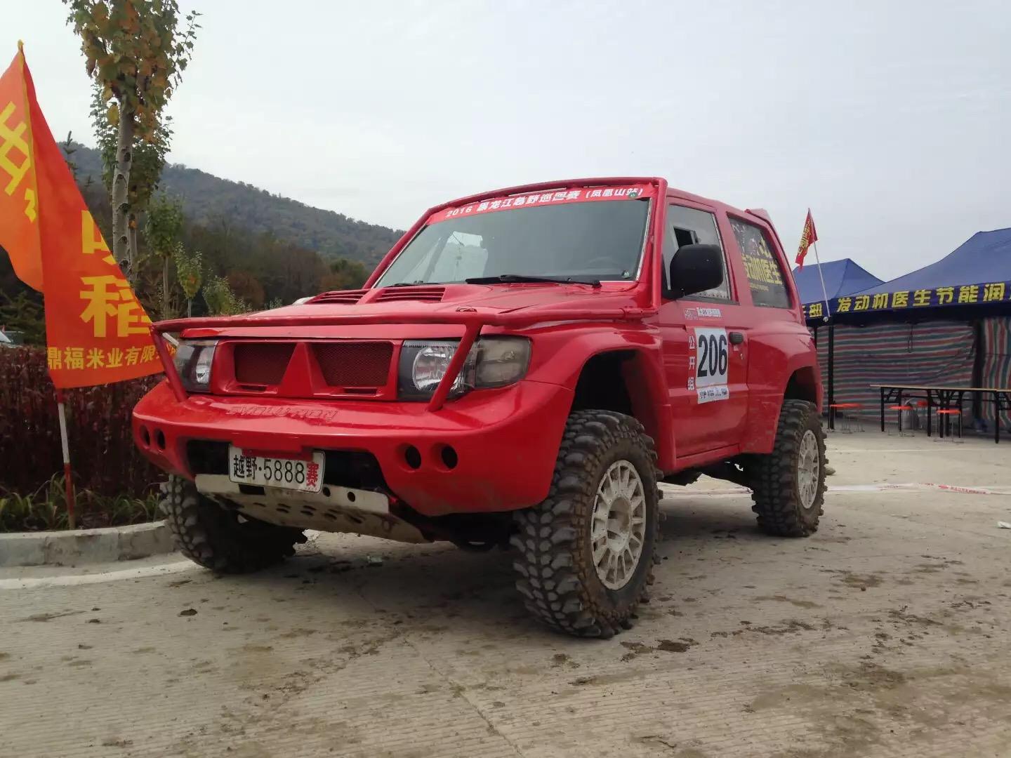 三菱帕杰罗evolution改装,三菱帕杰罗v55evo极限越野