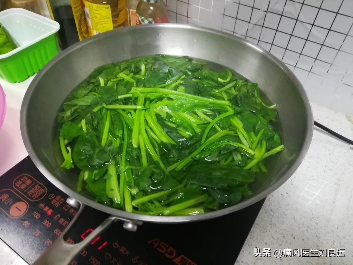 菠菜嘌呤高吗痛风患者可以吃吗,菠菜嘌呤不高为啥痛风不能吃