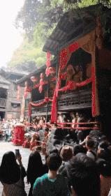 搞笑gif狗子我为这个家操碎了心,搞笑gif图片狗子都开始学坏了