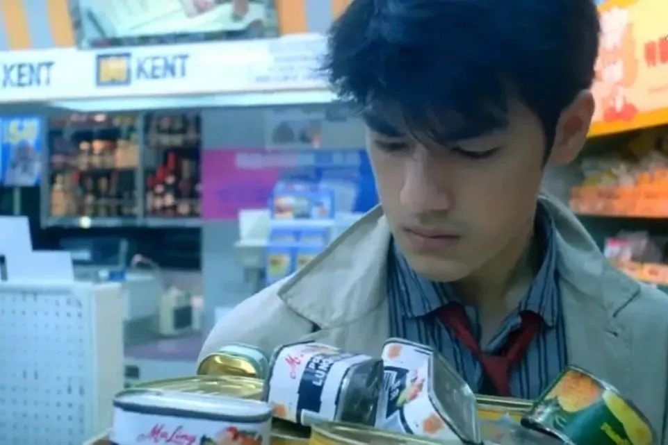 一折拥有“零食自由”，年轻人抠门抠出一个千亿市场