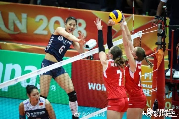 胡进扣球,排球胡进