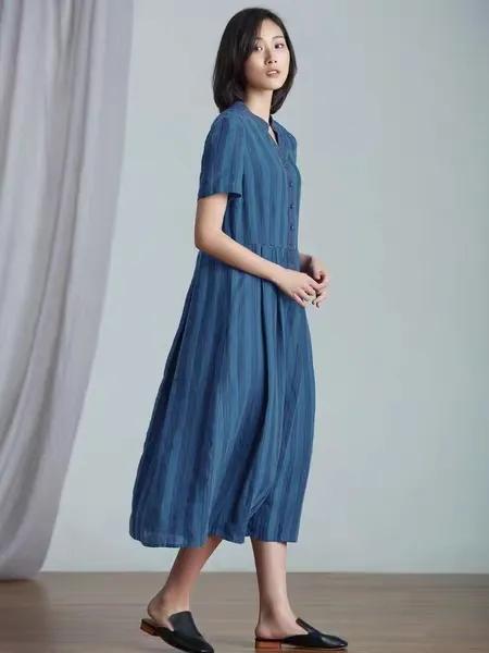 40岁的妈妈适合穿什么鞋子品牌,妈妈适合穿的布鞋子推荐