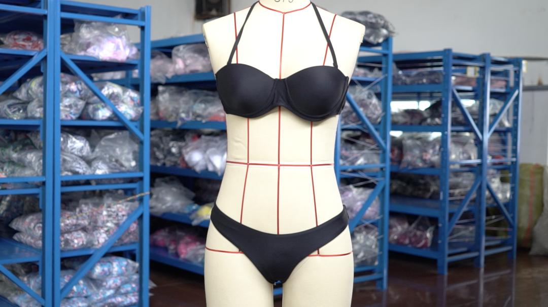 东北魔幻泳装小城，工人月入过万，承包全球40%的泳衣