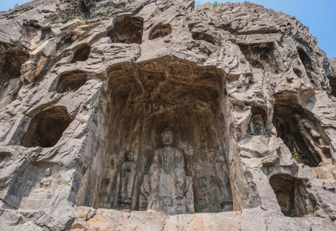 龙门石窟感受一下大唐盛世,为什么盛唐气象在龙门石窟