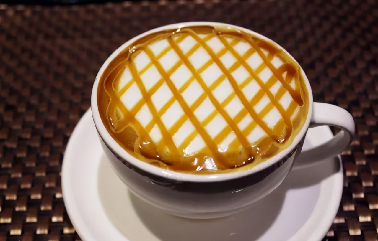 第一次去星巴克应该尝试哪种咖啡,去星巴克点什么咖啡经济又实惠