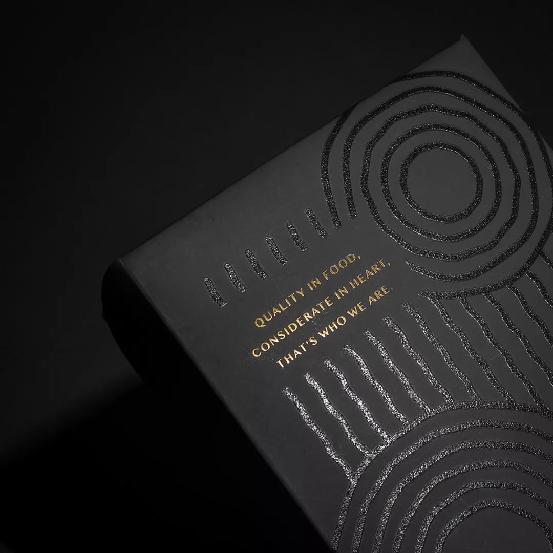 月饼礼盒港风包装设计图,白银月饼瓦楞纸礼盒包装设计