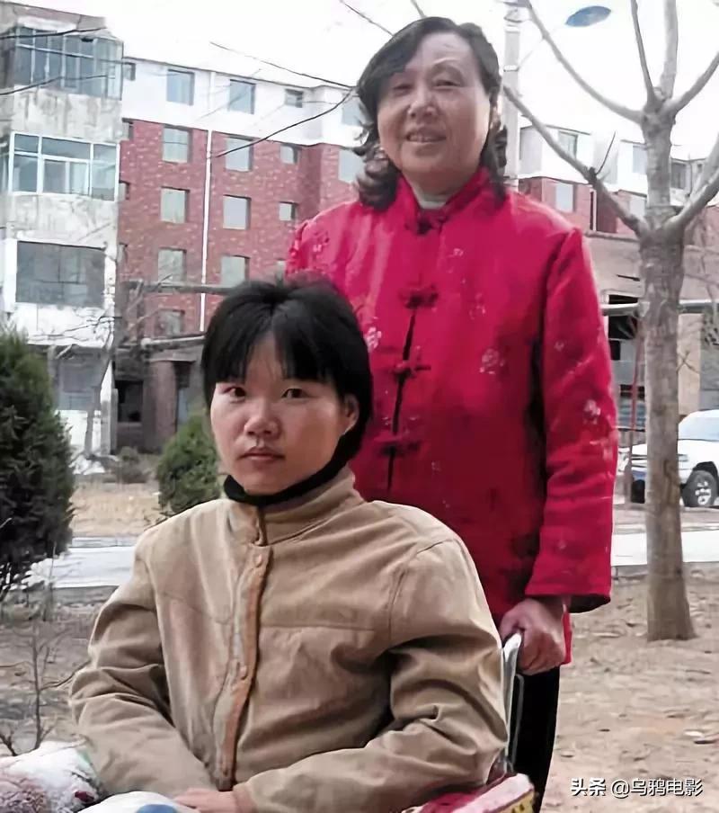 尖锐、敏感、饱受争议，直播死亡全过程，这片太窒息了...