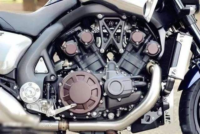 古老的‘大魔王’，拥有200马力v4型四缸，缅怀经典