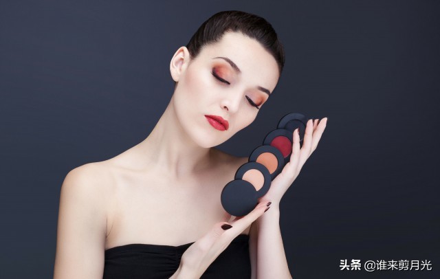 novo眼影盘4色眼影,蜜丝婷12色眼影盘怎么画眼影好看