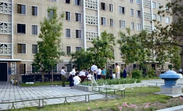 40年前的照片满满的回忆,致青春致回忆三十年前的老照片