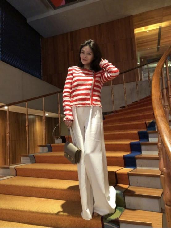 大s徐熙媛穿搭图片,大s徐熙媛娱乐百分百装可爱