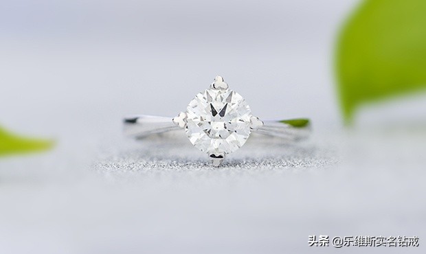 钻戒上有au750是什么意思是真钻吗,钻戒上有au750是什么意思