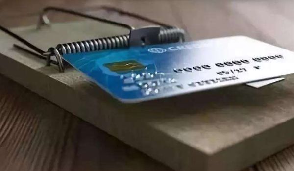 信用卡欠5000逾期5年利息大概多少,信用卡逾期利息过高该怎么解决