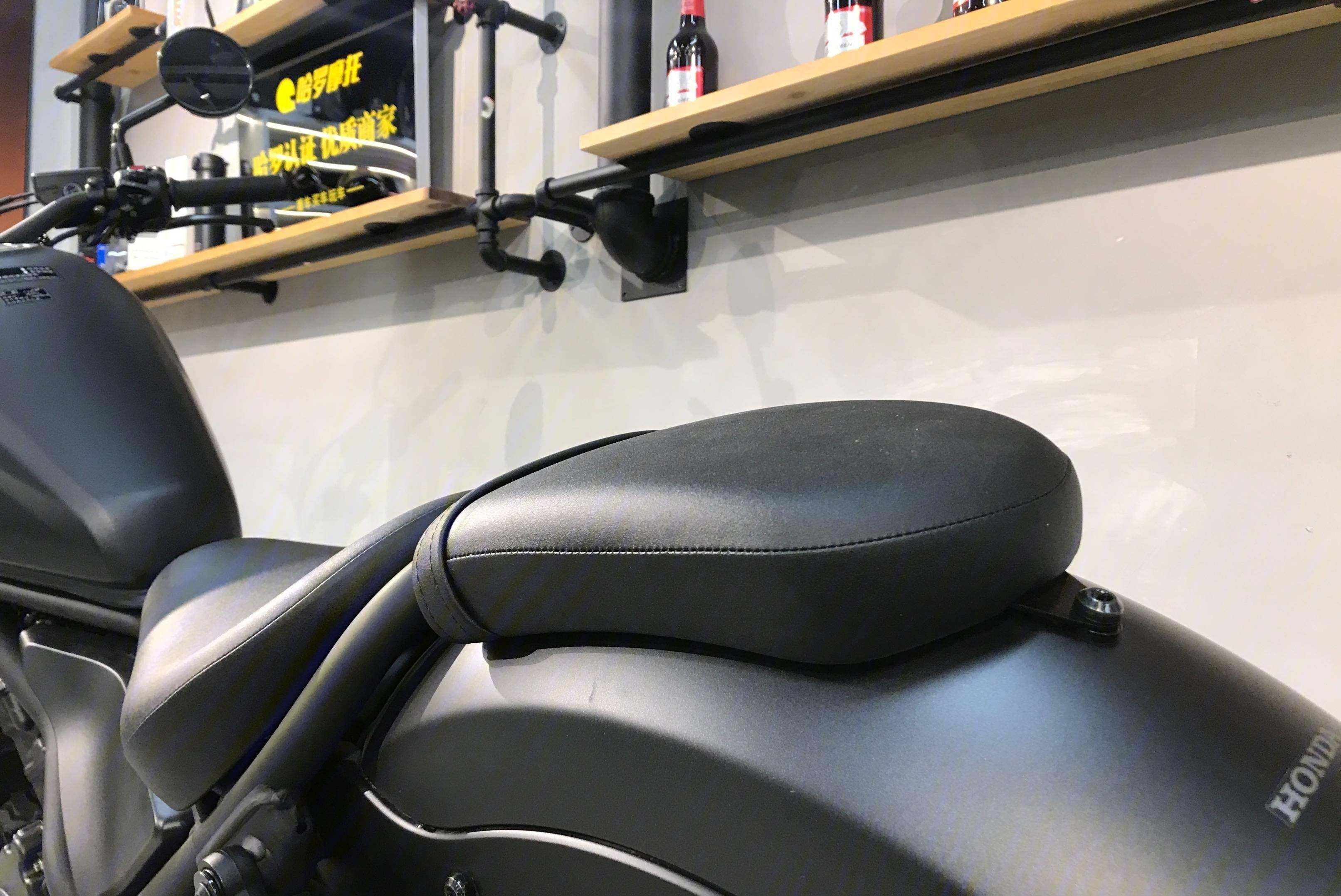 HONDACM300一款舒适而又省心的巡航入门车型