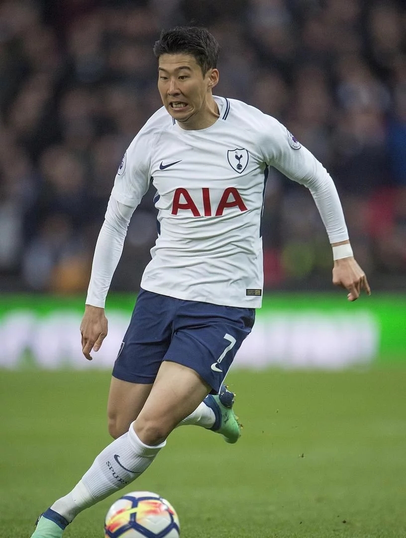 武磊留洋之路梅开二度fifa,fifa21形象大使武磊