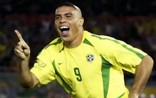 罗纳尔多荷甲埃因霍温,18岁的罗纳尔多荷甲