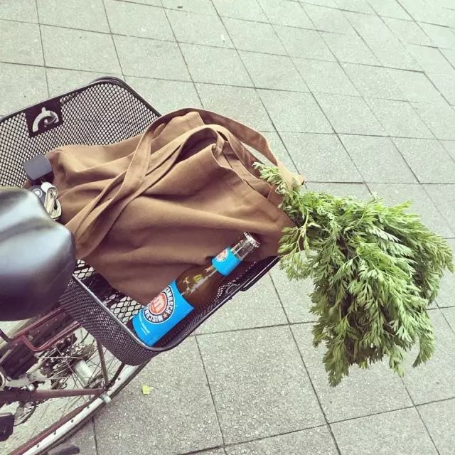 德国俩姑娘开了一杂货铺：零污染，不包装，回归食物本质，超火爆