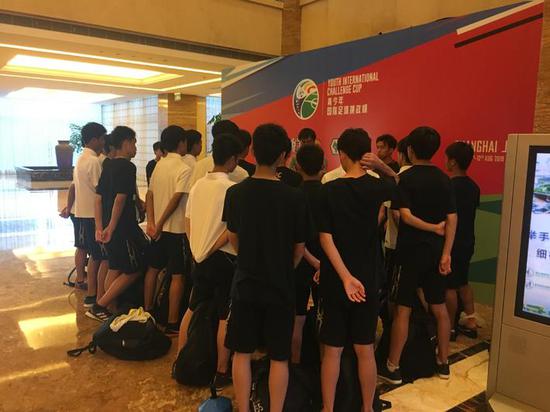 一样的人种，日本足球的技术为什么比中国好？