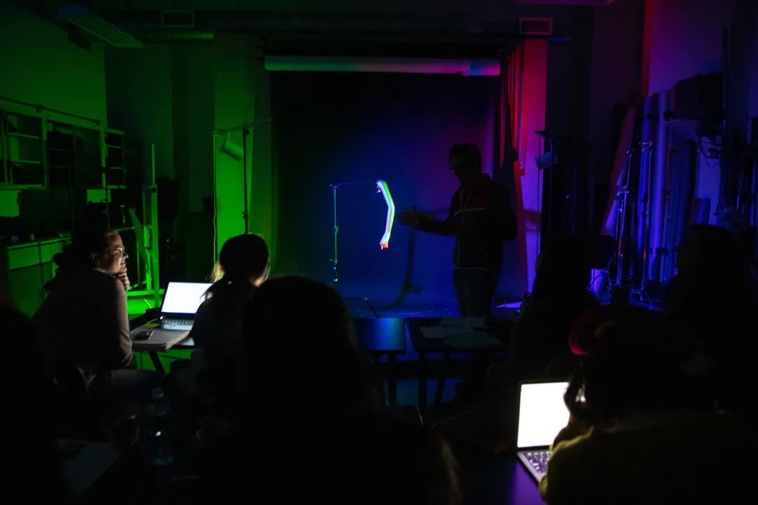 展示体验设计丨RCA+GW,英美并非只有FIT可选