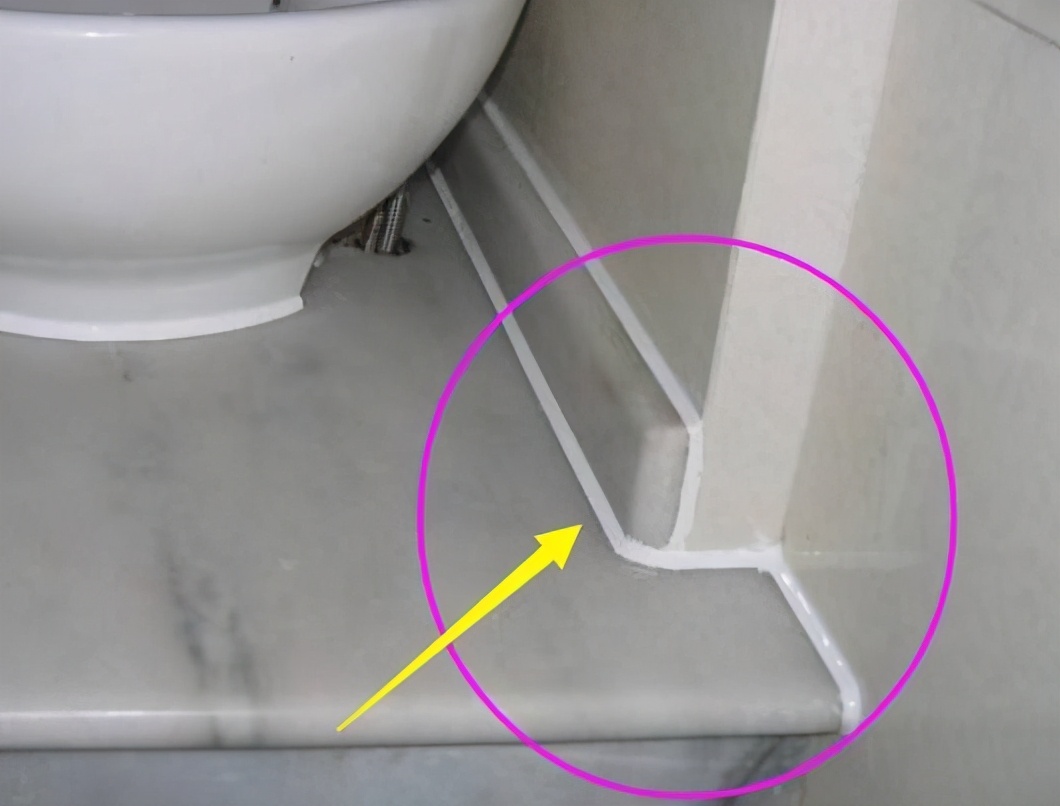 卫生间玻璃胶发黑怎么补救,卫生间玻璃胶发黑怎么清洗