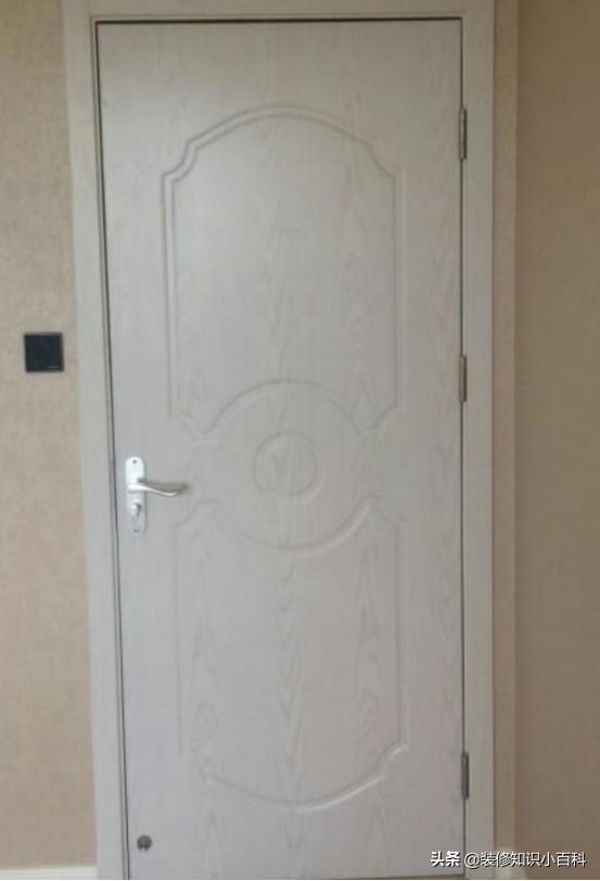 装修白色的门好还是深色的门好,家里装修用什么款式的门比较好看