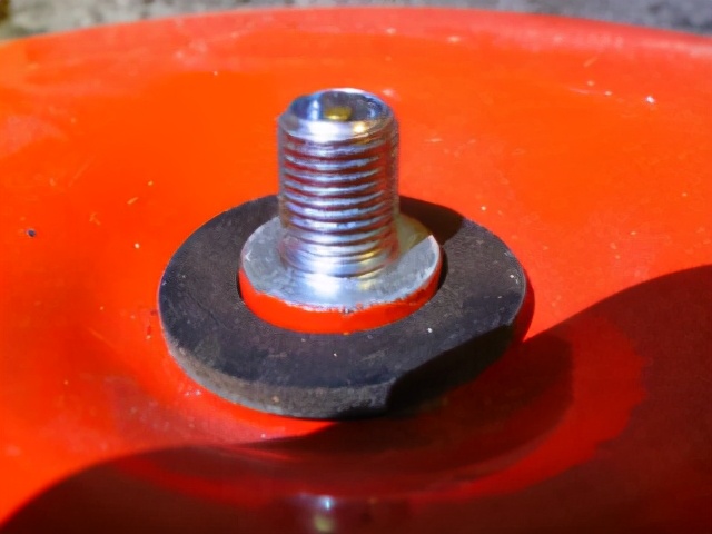 闭式膨胀罐维修,压力容器爆炸原因分析