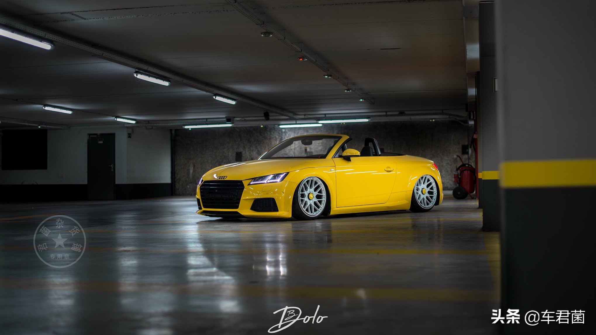 奥迪tt黑武士配白色轮毂,奥迪tt改怎么样的轮毂