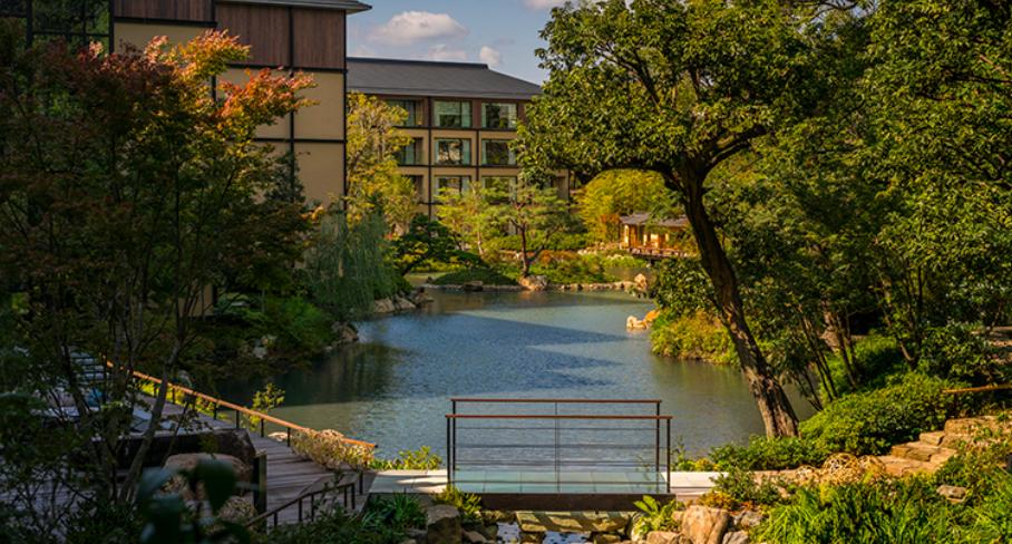 酒店也有“御花园”，住到里面赛神仙