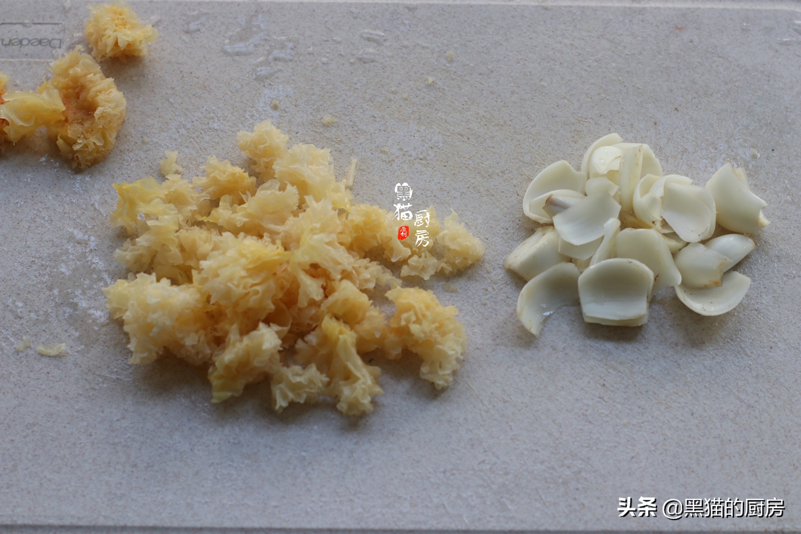 秋天气候干燥常饮一道汤补,秋天口干舌燥喝什么汤