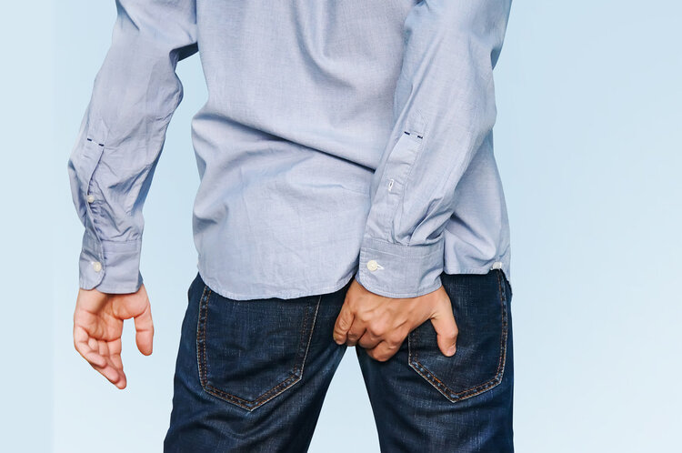 肛门潮湿瘙痒能吃盐酸依匹斯汀吗,女士肛门周围潮湿瘙痒是什么原因