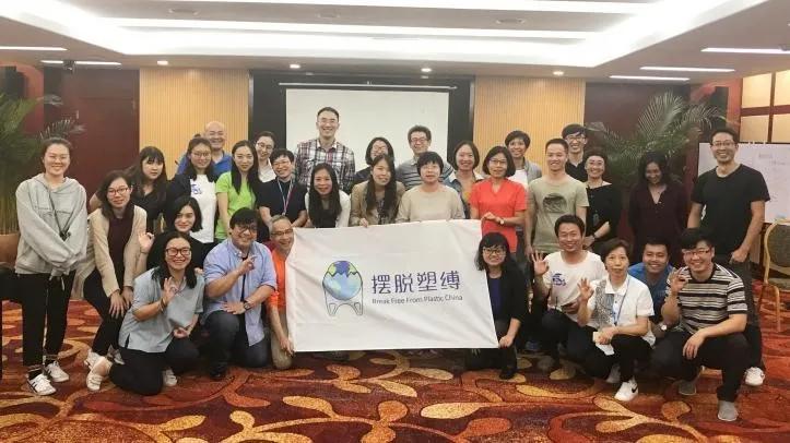 怎么招聘一个人去摆地摊,专门招人摆地摊的公司