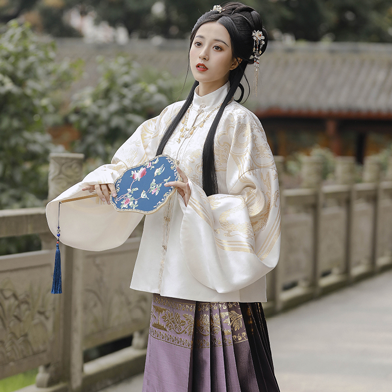 比较适合萌新学生的汉服店,正版适合155学生党的汉服店推荐