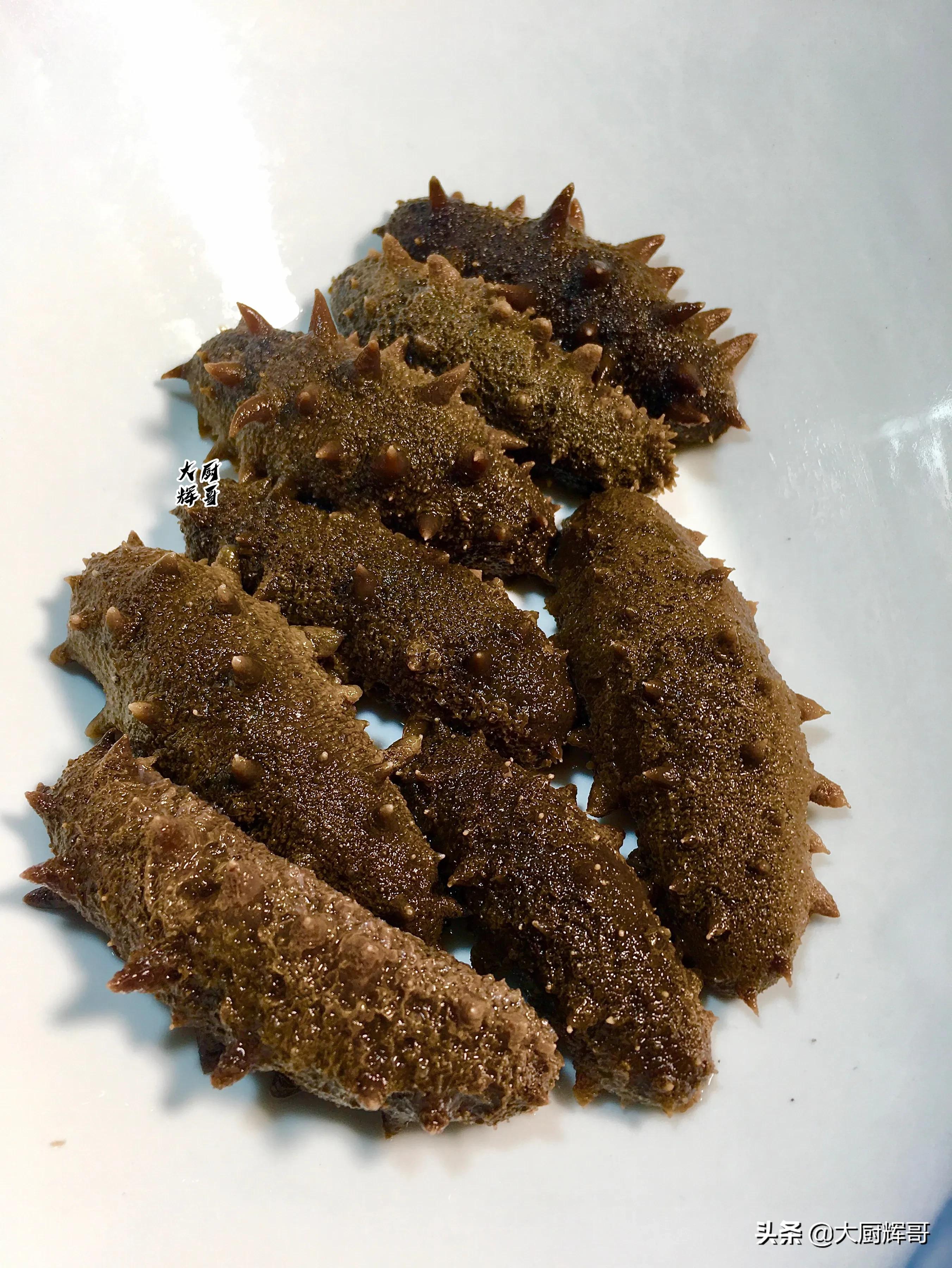 泡发好的海参怎么葱烧,怎样在家做葱爆海参