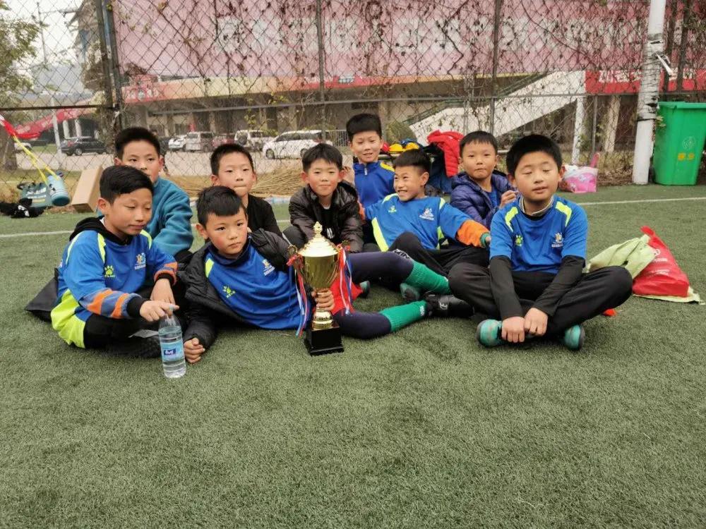 青训大讨论|李鸿兵“社区足球是新的尝试”