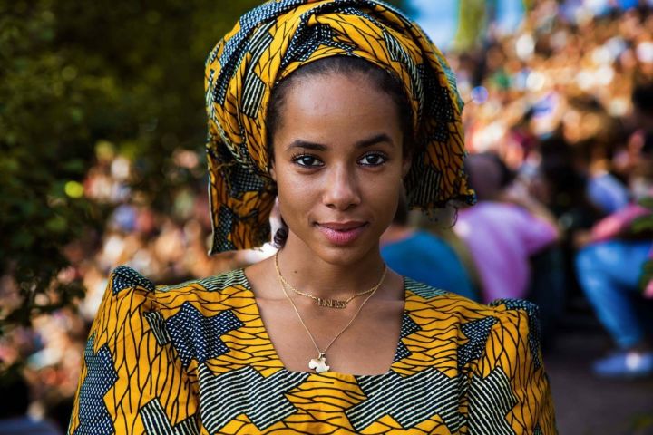 自然与生命之美——摄影师MihaelaNoroc镜头下的世界女性