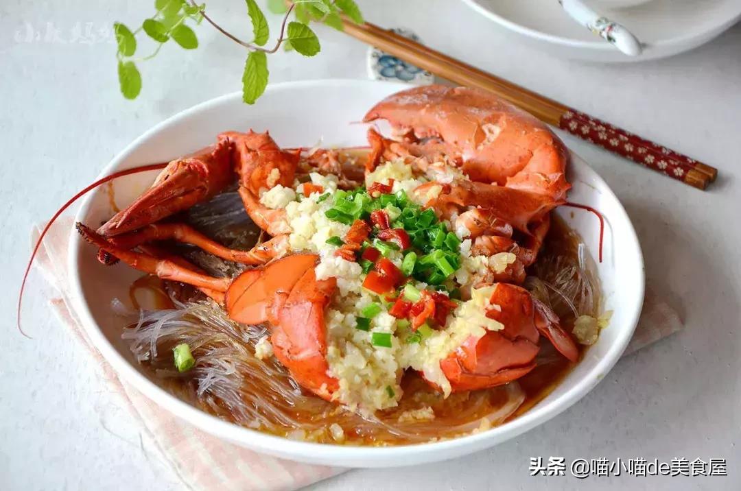 蒜蓉粉丝蒸龙虾正宗做法,蒜蓉蒸龙虾的正确做法