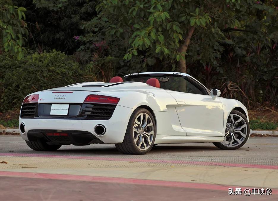 2017款奥迪r8spyder炸街,全新奥迪r8spyder静态实拍