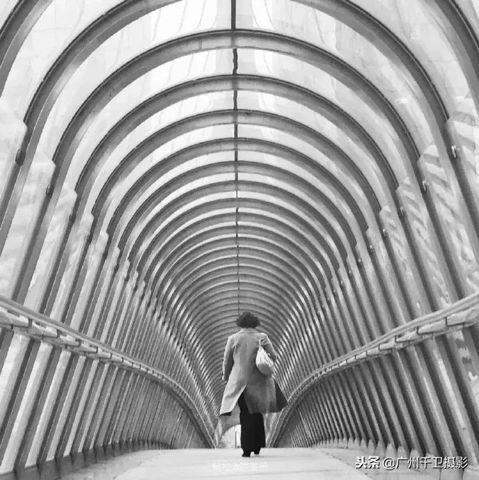 摄影必学的9种构图方法,摄影萌新必学12个构图技巧