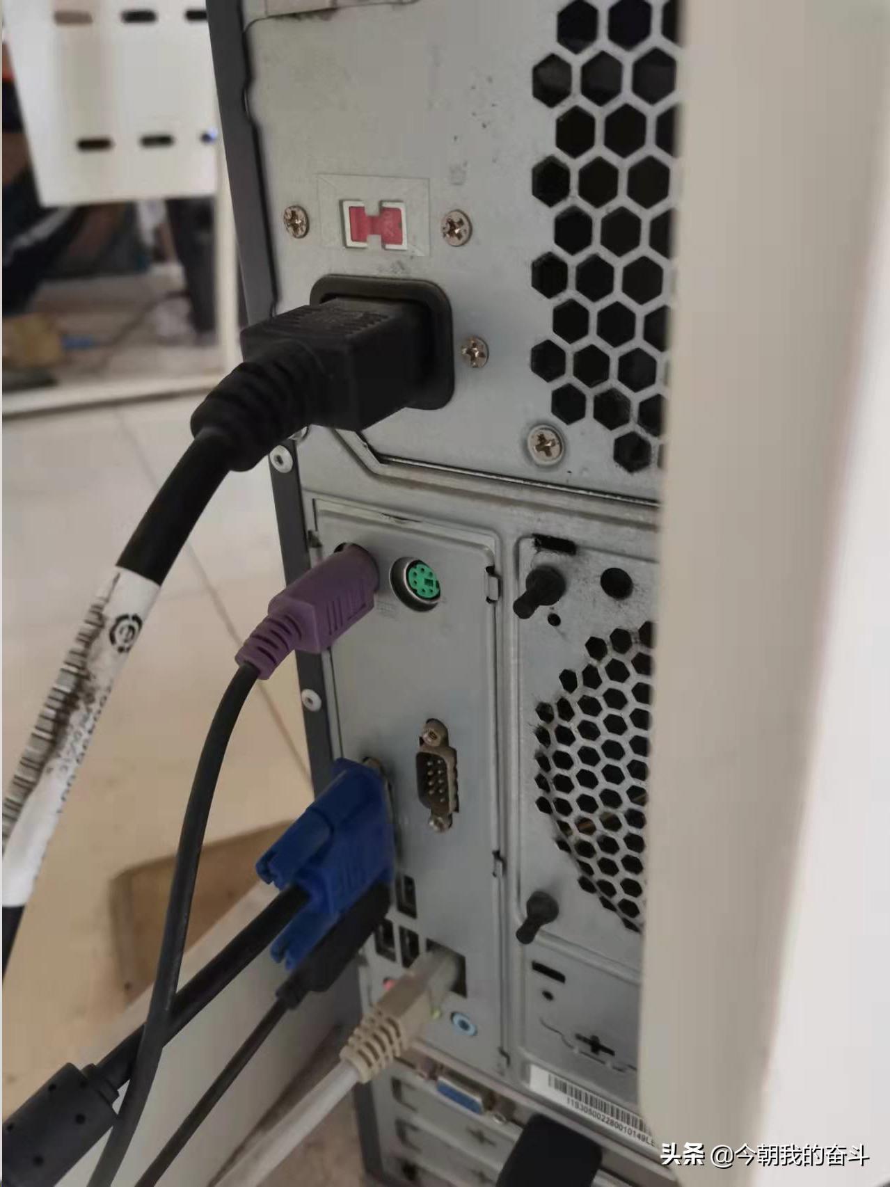 联想台式电脑和主机箱连接线,联想主机和显示器怎么连