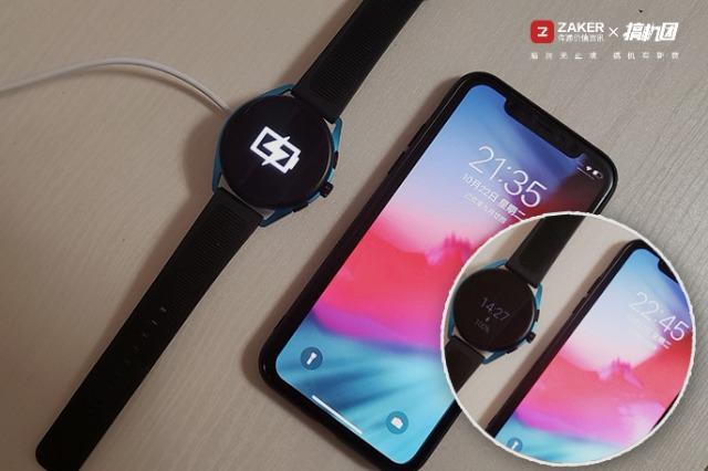 阿玛尼大直径三表盘手表,阿玛尼兔年特定款手表