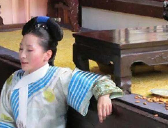 花生、瓜子、腰果、巴旦木……坚果那么多，谁最昂贵？谁最危险？