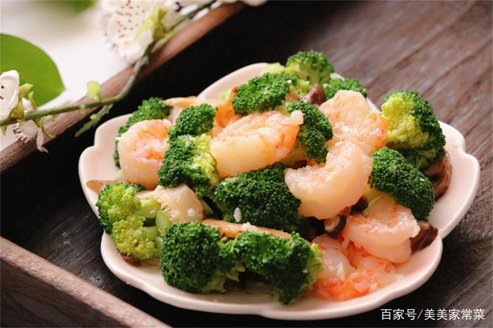 西兰花炒虾仁减脂做法,西兰花炒虾仁做法减肥