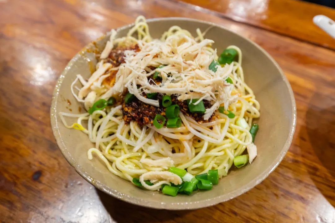 成都美食游最佳攻略,在成都不吃辣应该怎么享用美食