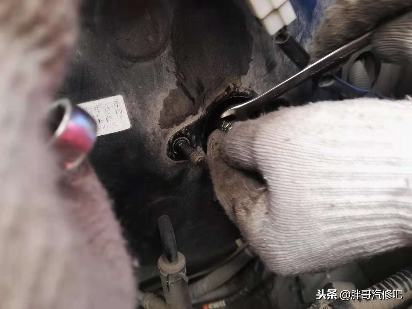 刹车太硬感觉刹不住车没助力,刹车太硬了按不下去