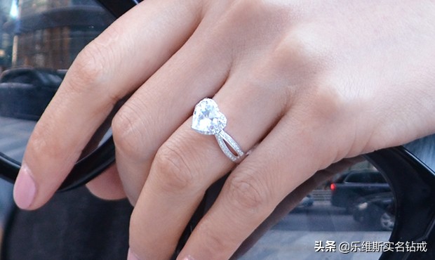 女生知道戒指戴法吗,女生戒指的戴法和意义