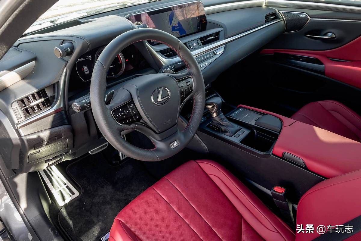 2017款雷克萨斯es250豪华顶配功能,雷克萨斯es260和es300h怎么选