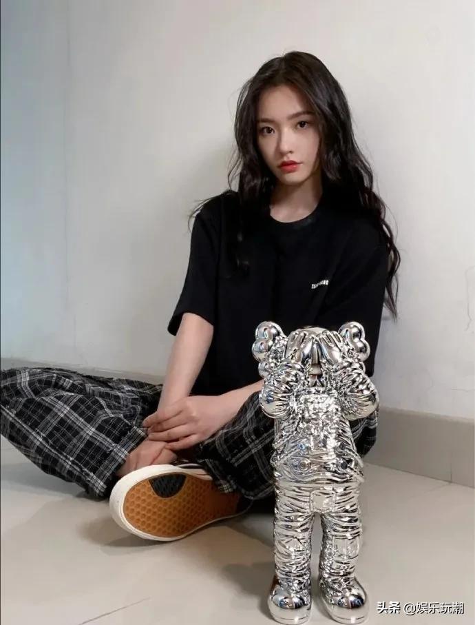 林允同款洞洞鞋,林允同款包头穆勒鞋