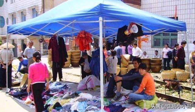 投资成本小利润高的地摊项目,地摊5元一份的炸酱面利润有多少