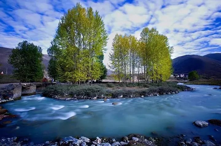 稻城亚丁白云,稻城亚丁风景没有想象中的那么美